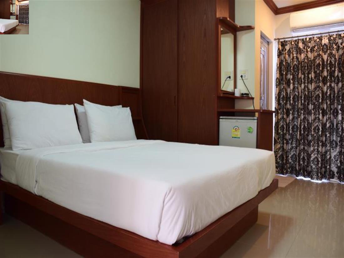 Oyo 118 Beach Walk Stay Patong Exterior photo